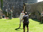 FZ029501 Medieval weapons demonstration long staff.jpg